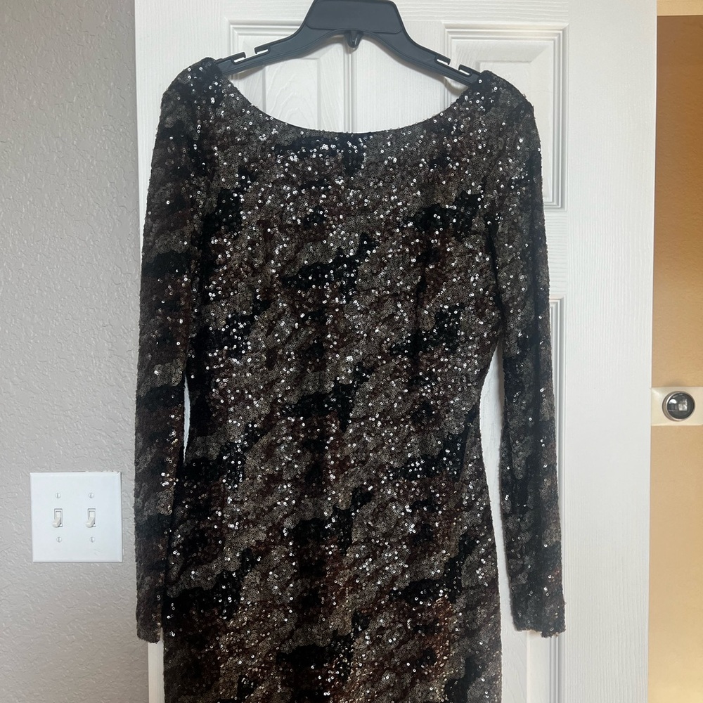 Camo pattern long sleeve sequin dress Gianni Bini Small